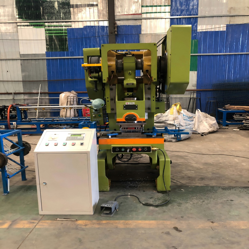 Fully Automatic High-Speed Razor Wire Making Machine /Razor Barbed Wire Making Machine /steel Razor Blade Barbed Wire Making Machine - 图片 3