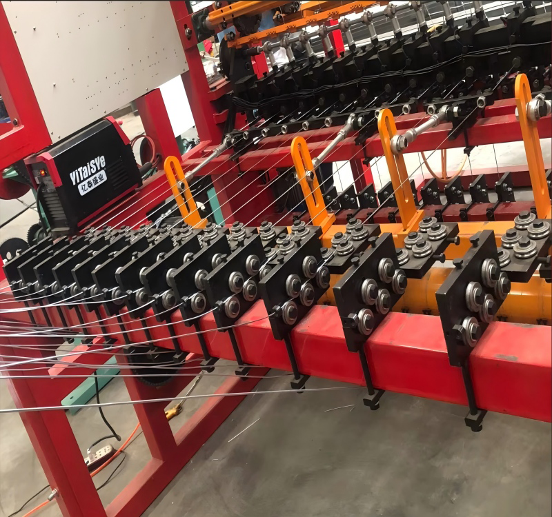 Fence Making Machine Grassland Cattle Farm Fence Equipment Automatic Field Fence Net Making Machine Metal Wire Mesh Machine - 图片 5